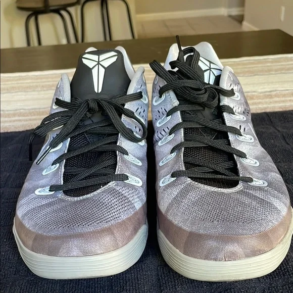 Nike Kobe 9 EM Premium Black Metallic Silver 2014 652908-001 Size 13 Shoes - Picture 2 of 10